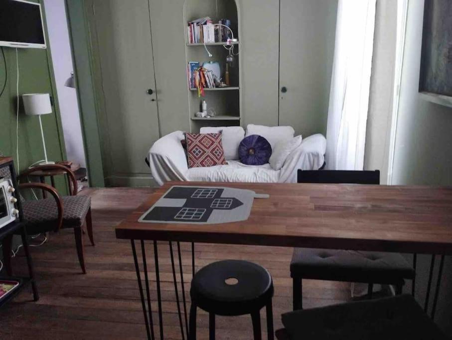 Cosy Nest In Montmartre Apartamento Paris Exterior foto