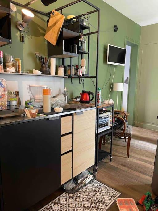 Cosy Nest In Montmartre Apartamento Paris Exterior foto